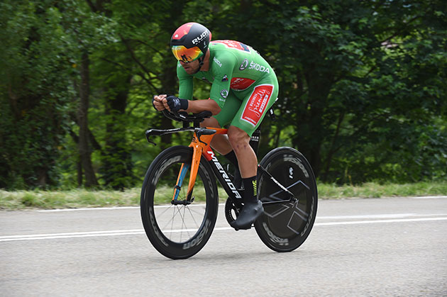 Points classification leader Sonny Colbrelli